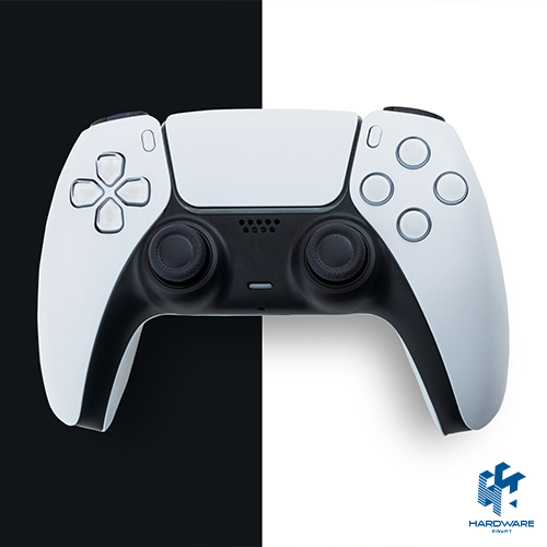 Nintendo Switch Pro Controller on a gaming desk